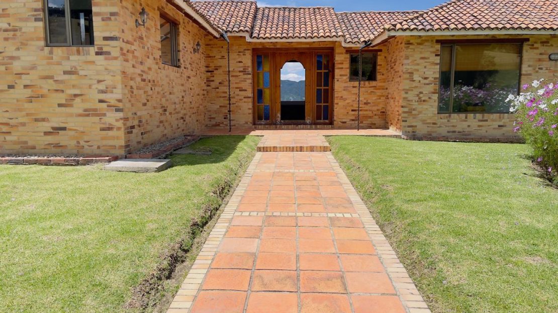 WhatsApp Image 2025 08 22 at 12.28.59 2