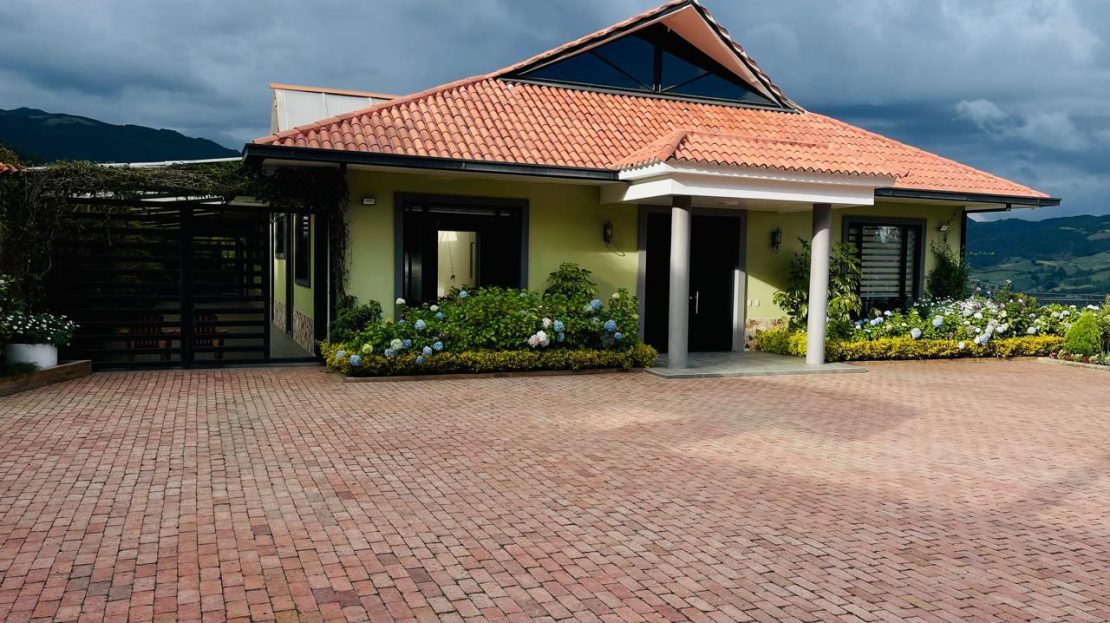 WhatsApp Image 2025 10 13 at 12.36.21 PM 1